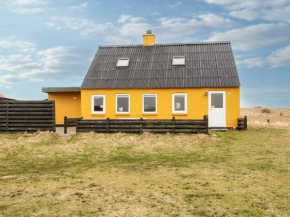 6 person holiday home in Harbo re